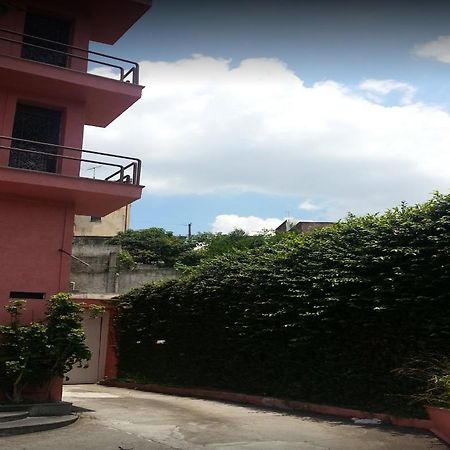 Classic Hotel Perus Luaran gambar